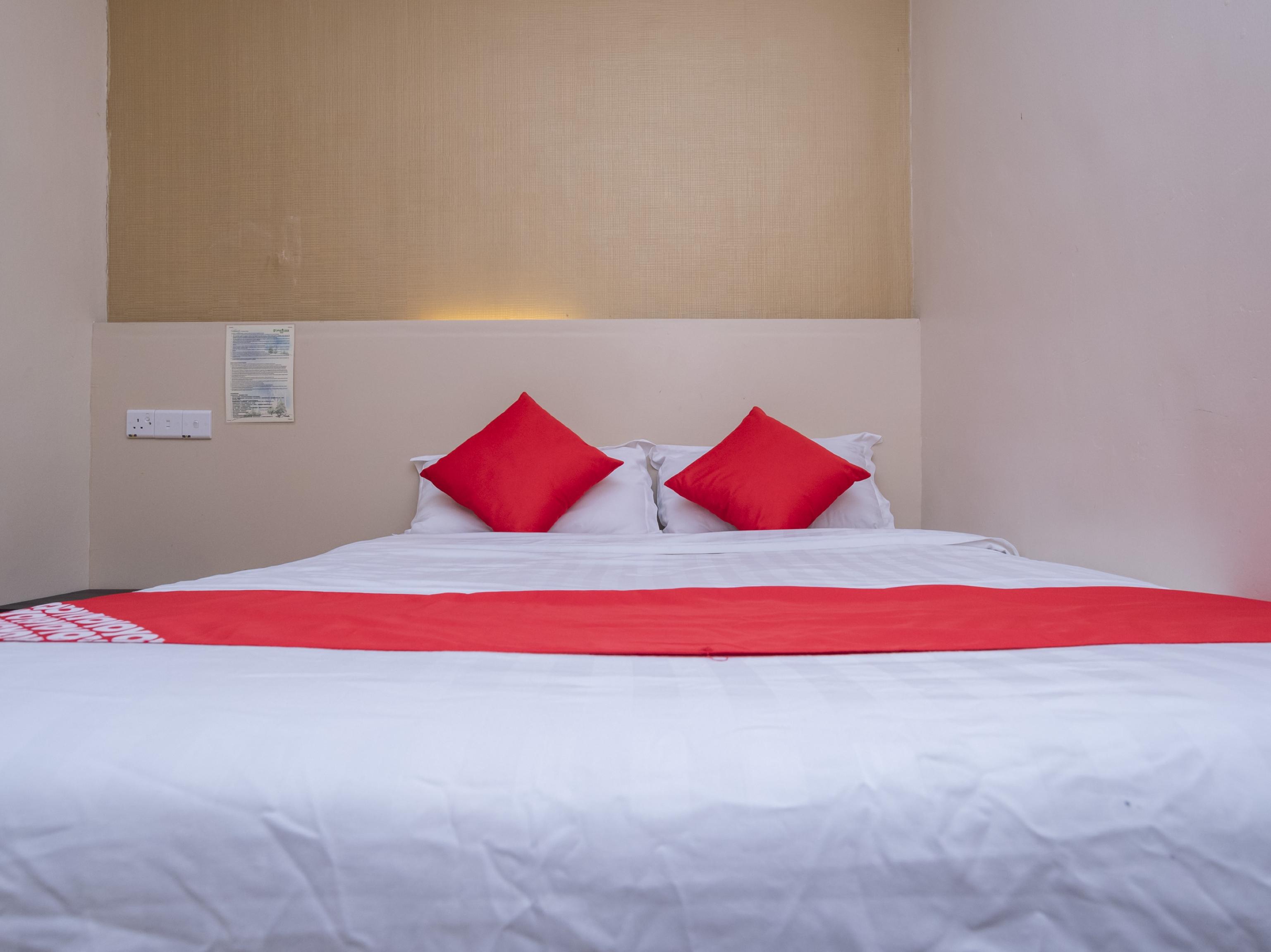 D'Pinetrees Hotel Джохор-Бару Экстерьер фото