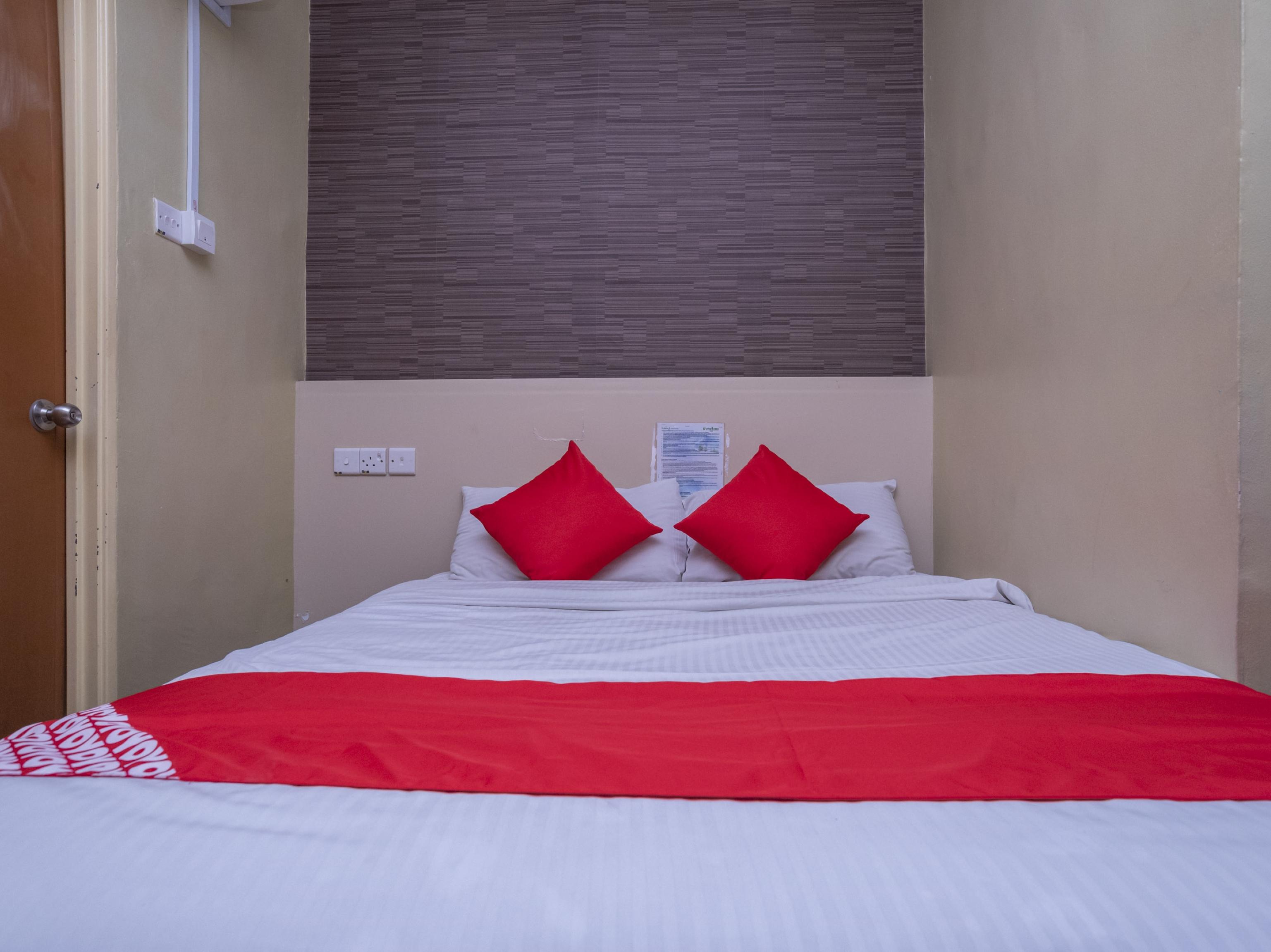 D'Pinetrees Hotel Джохор-Бару Экстерьер фото